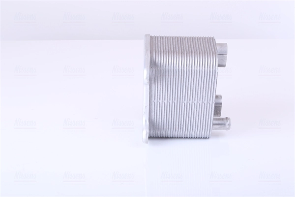Radiateur d'huile NISSENS 90974