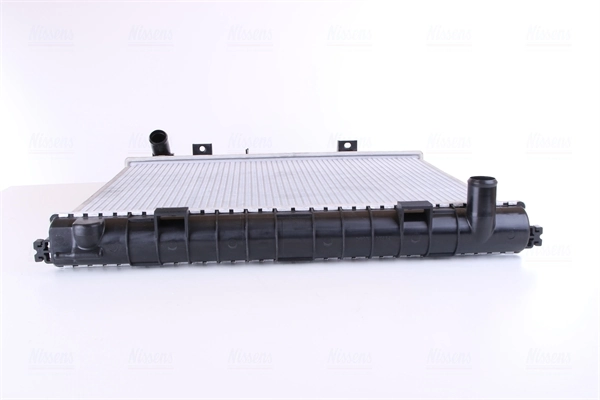 Radiateur, refroidissement du moteur NISSENS 64302A