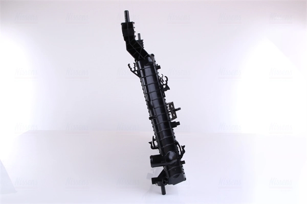 Radiateur, refroidissement du moteur NISSENS 63087A