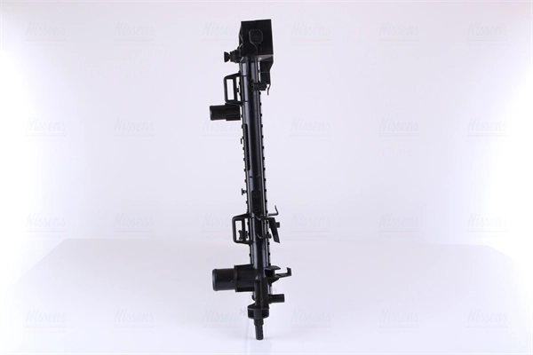 Radiateur, refroidissement du moteur NISSENS 617876