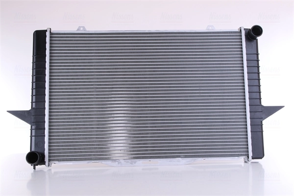 Radiateur, refroidissement du moteur NISSENS 65536A