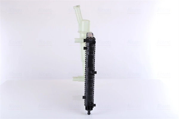 Radiateur, refroidissement du moteur NISSENS 61856