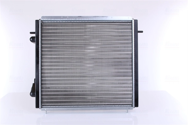 Radiateur, refroidissement du moteur NISSENS 63947