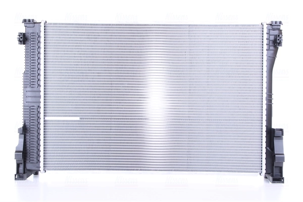 Radiateur, refroidissement du moteur NISSENS 67101