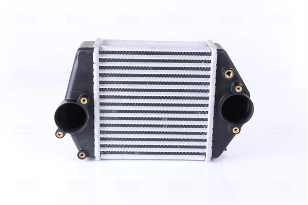 Intercooler, échangeur NISSENS 96570