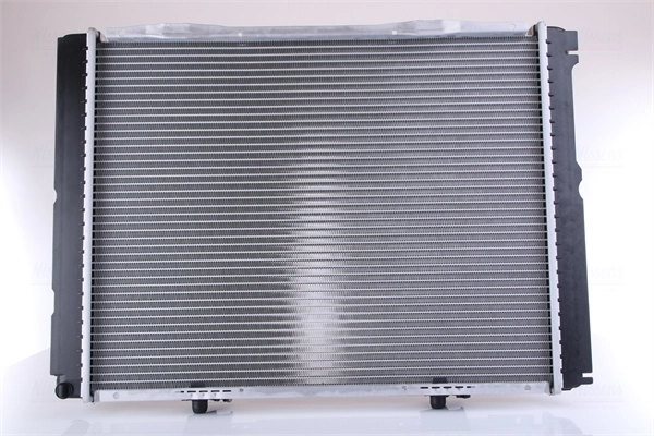 Radiateur, refroidissement du moteur NISSENS 62732A