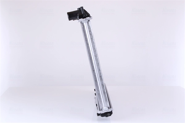 Radiateur, refroidissement du moteur NISSENS 61792A