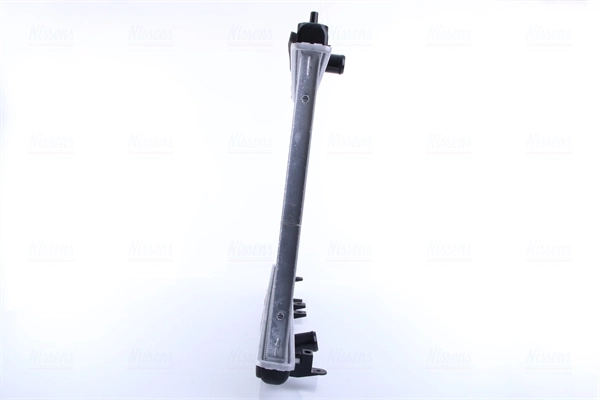 Radiateur, refroidissement du moteur NISSENS 606310