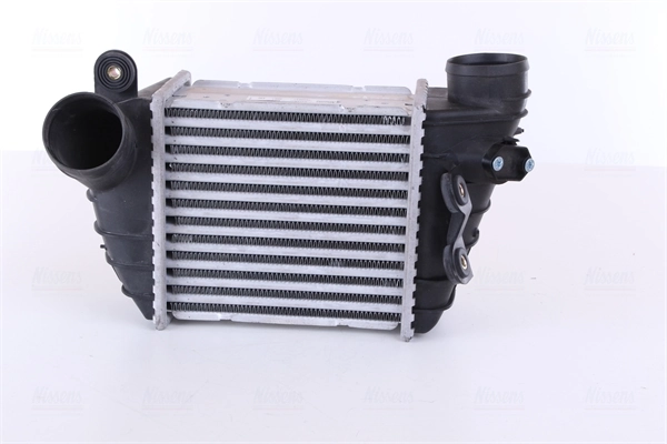 Intercooler, échangeur NISSENS 96747