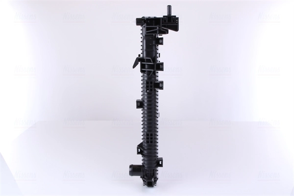 Radiateur, refroidissement du moteur NISSENS 61040