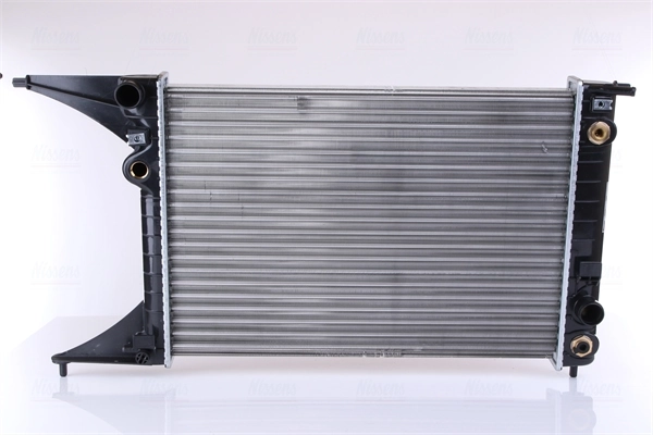 Radiateur, refroidissement du moteur NISSENS 63071