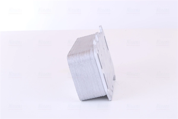 Radiateur d'huile NISSENS 90807