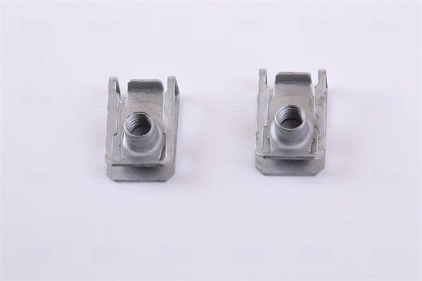 Radiateur, refroidissement du moteur NISSENS 68001A