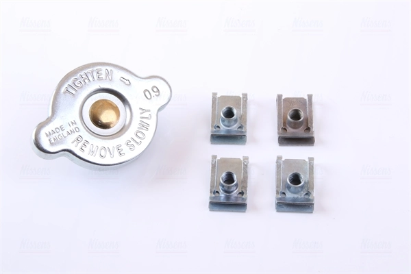 Radiateur, refroidissement du moteur NISSENS 62686A