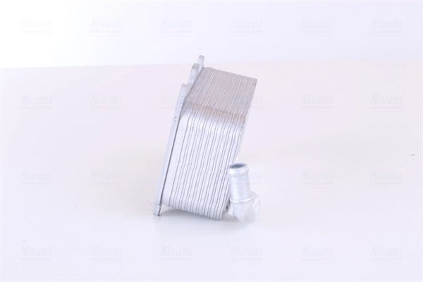 Radiateur d'huile NISSENS 90807