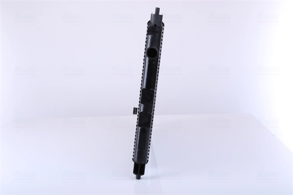 Radiateur, refroidissement du moteur NISSENS 642111