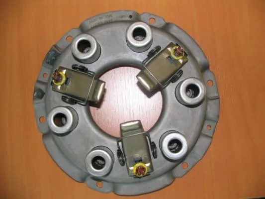 Mécanisme d'embrayage AISIN CW-902