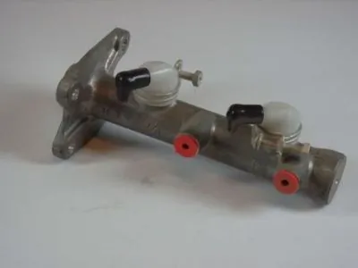 Maître-cylindre de frein AISIN MG-007