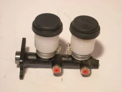 Maître-cylindre de frein AISIN MG-016