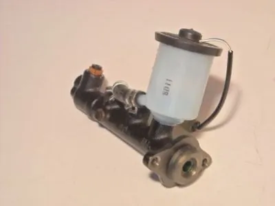 Maître-cylindre de frein AISIN BMT-027