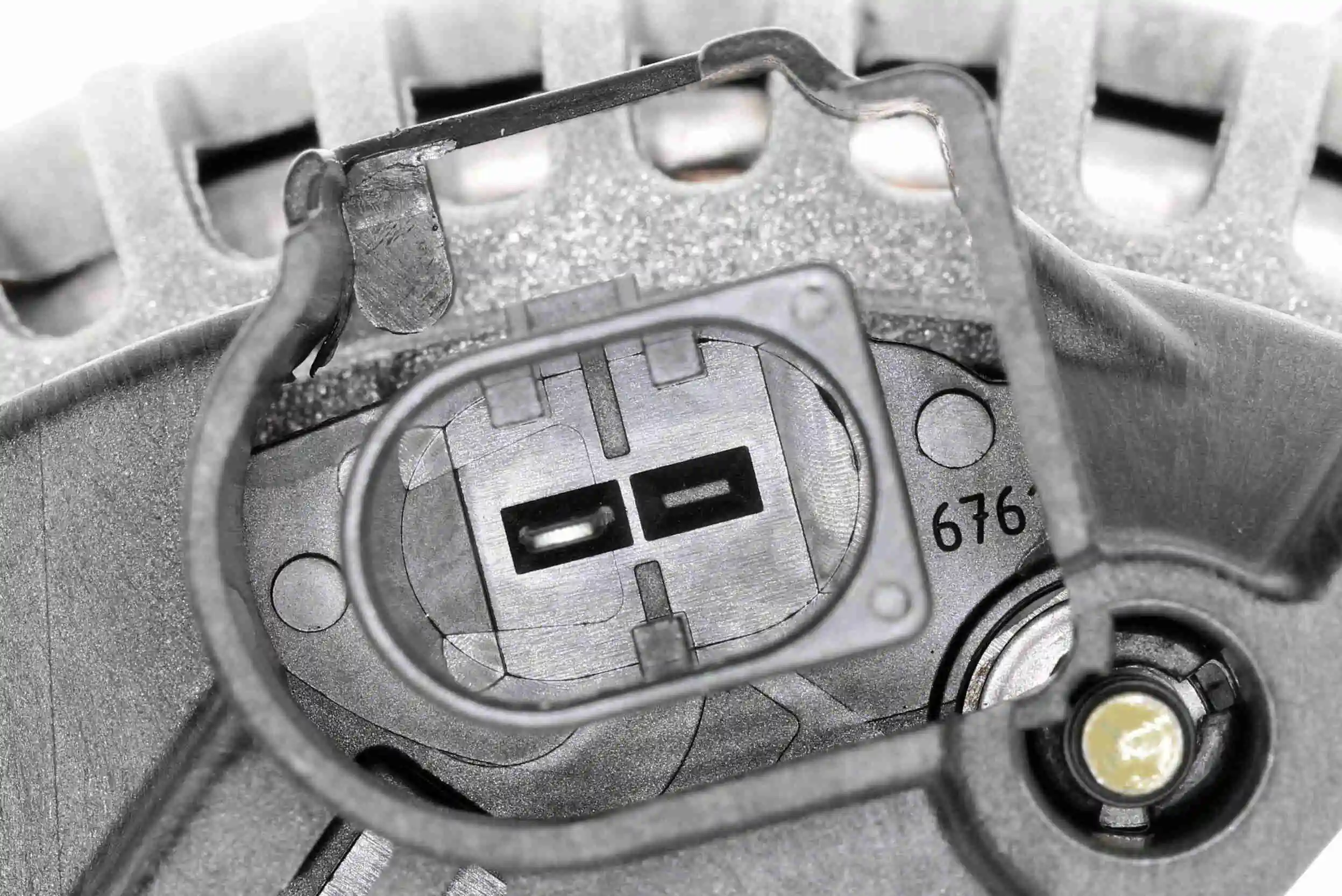 Alternateur VEMO V30-13-50020