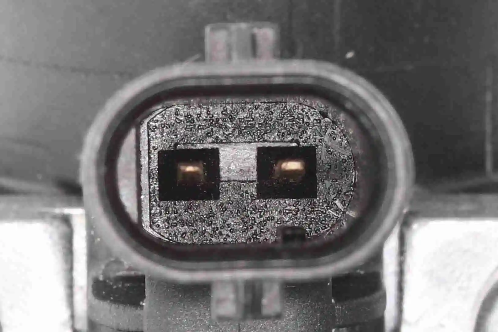 Vanne de régulation du liquide de refroidissement VEMO V30-77-1021