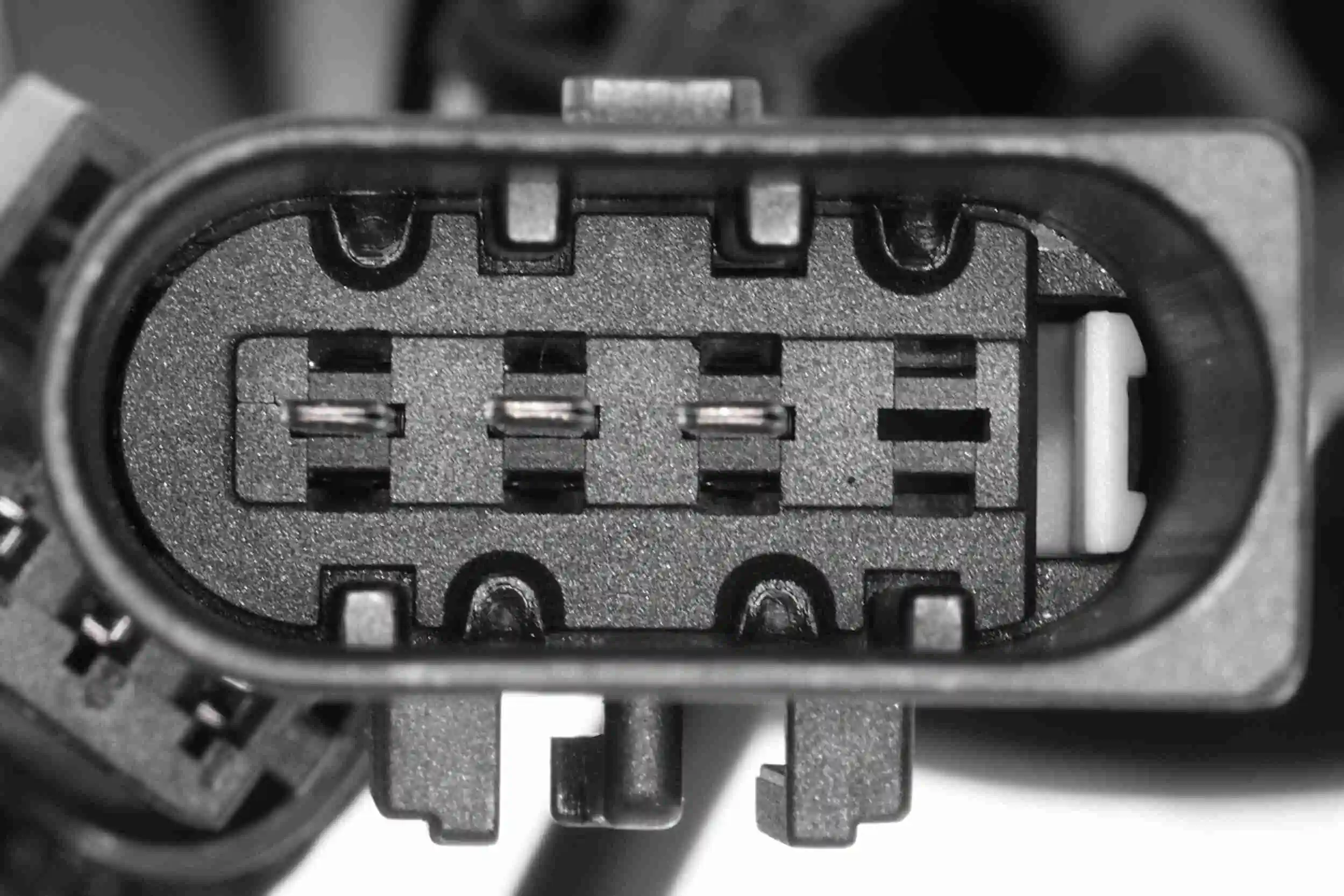 Chauffage, unité réservoir (injection d'urée) VEMO V30-68-0004