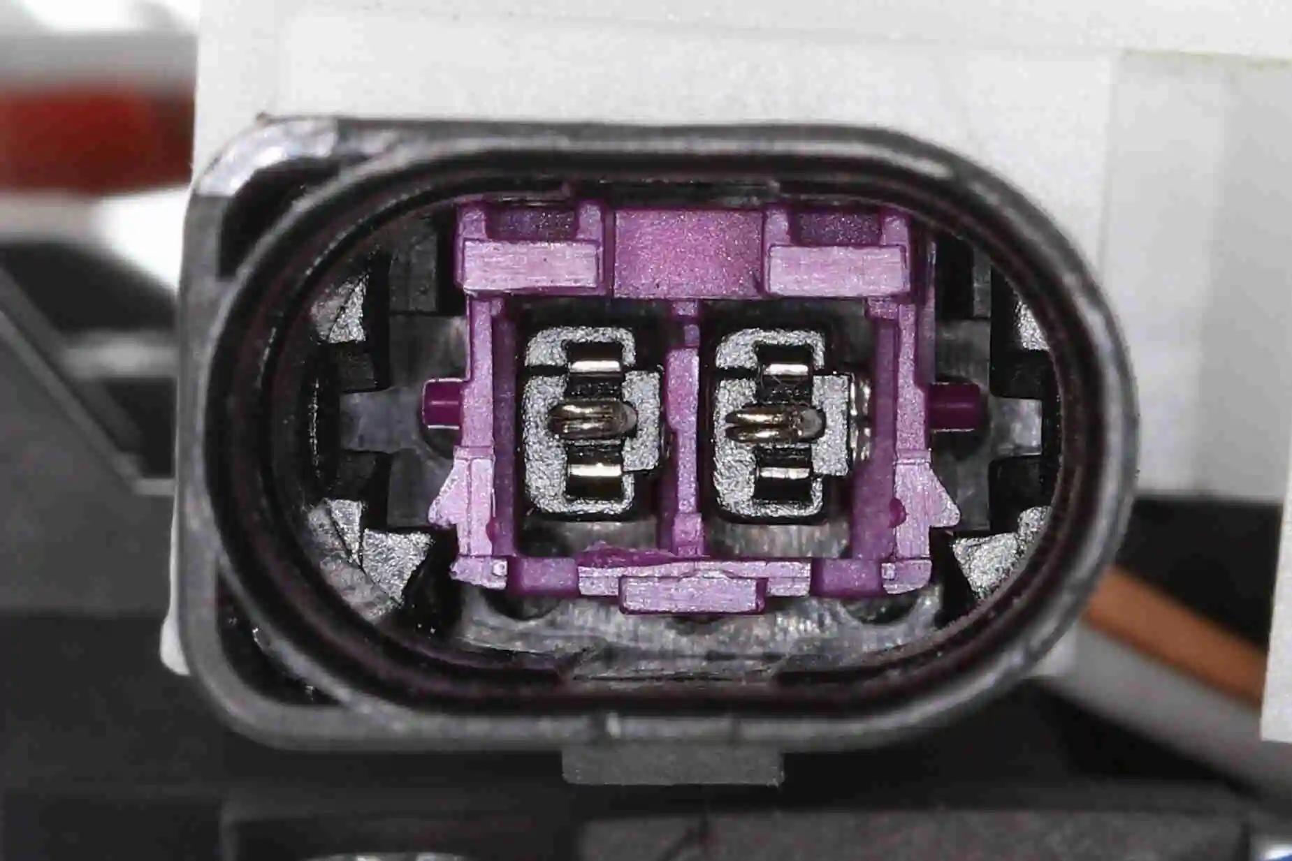 Serrure de porte VEMO V10-85-3871