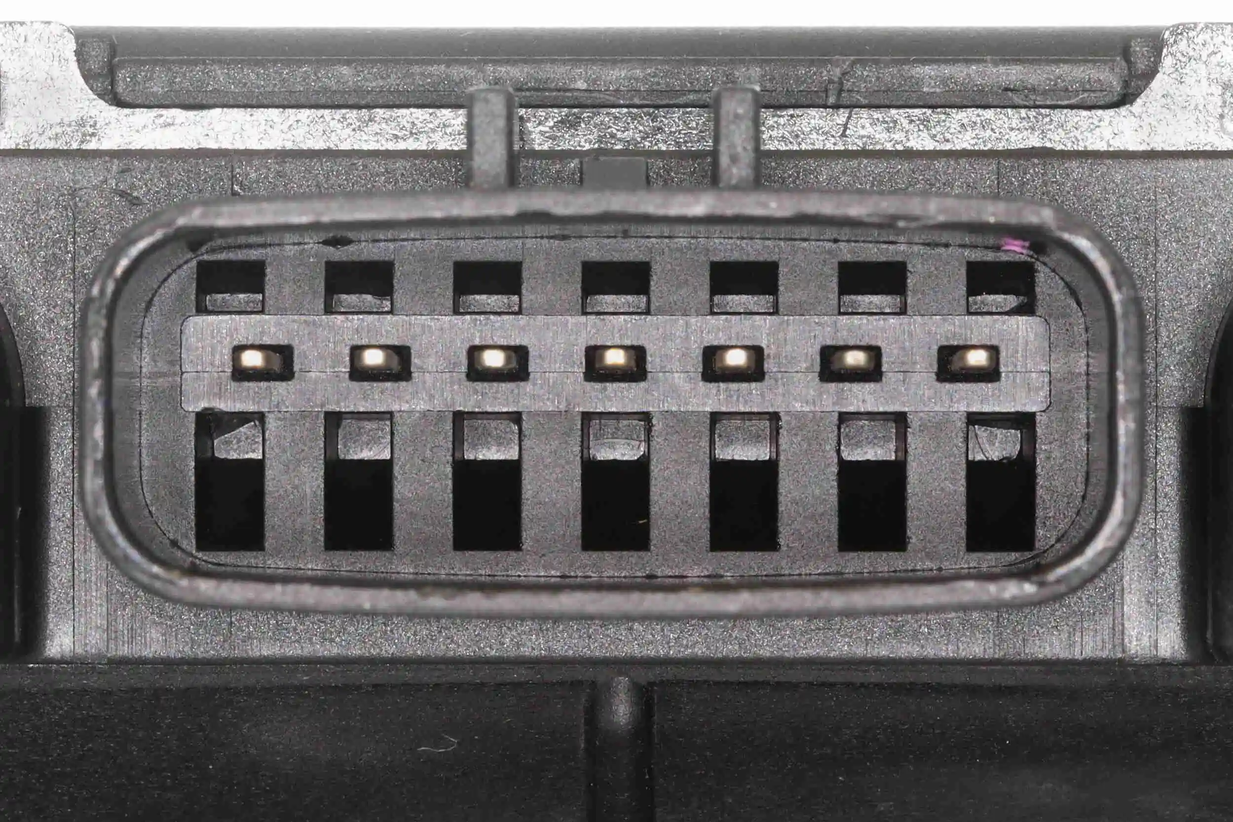 Débitmètre de masse d'air VEMO V37-72-0129