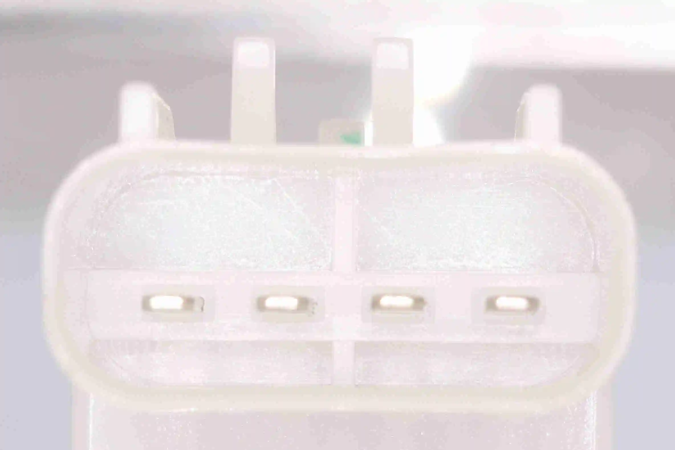 Pompe à carburant VEMO V33-09-0021