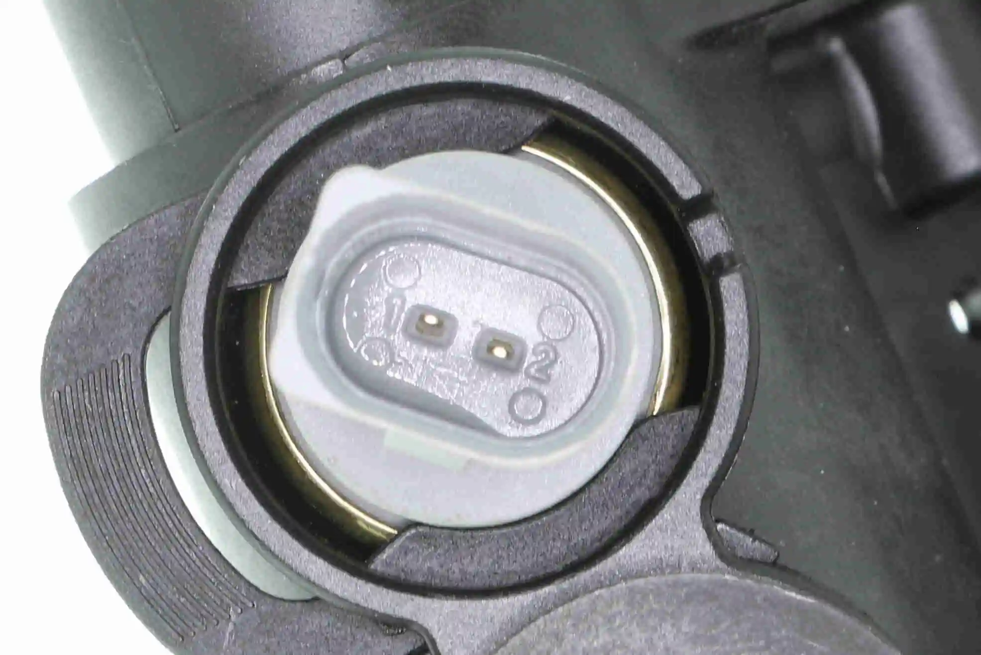 Boîtier du thermostat VEMO V15-99-2079