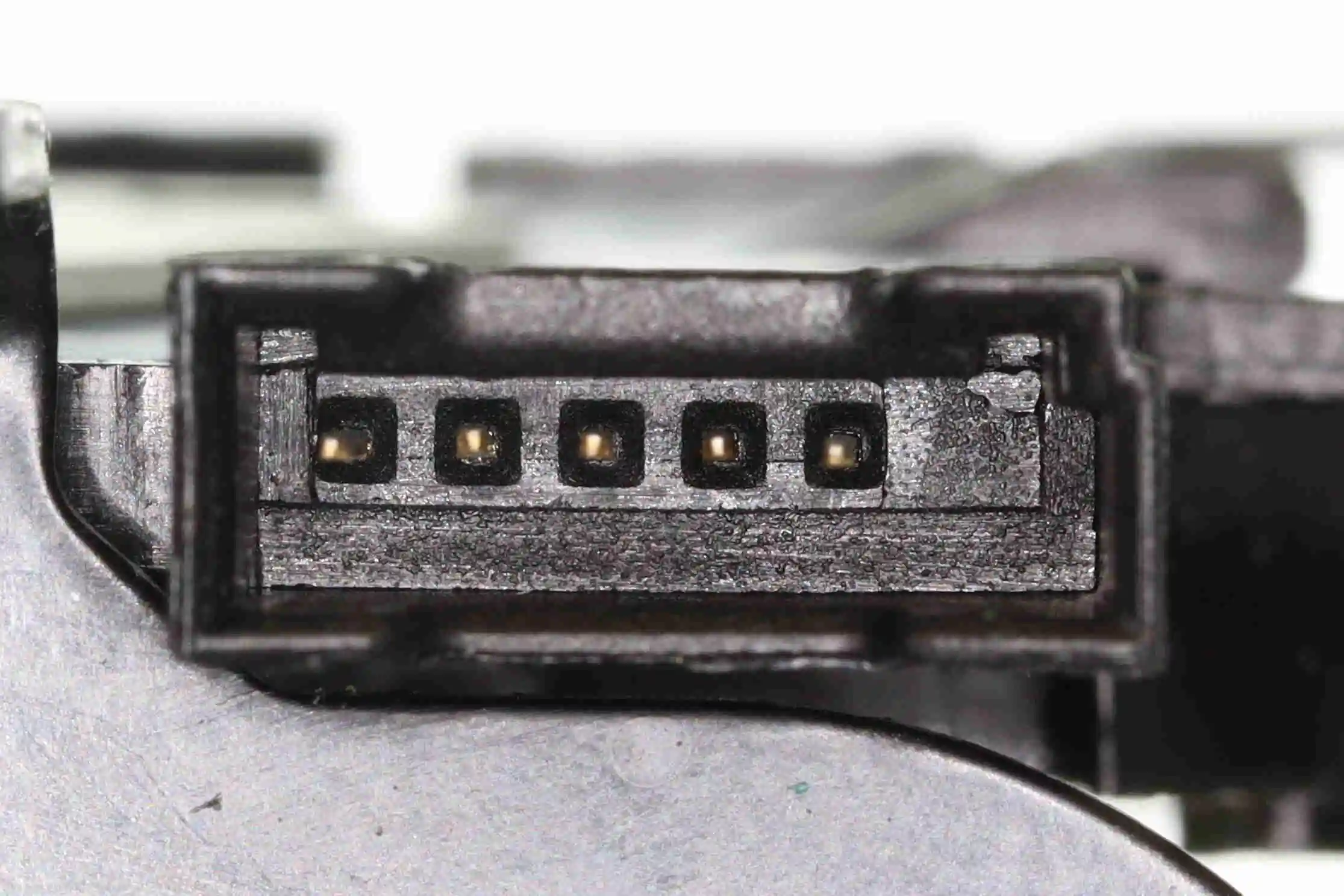 Serrure de hayon VEMO V20-85-0186