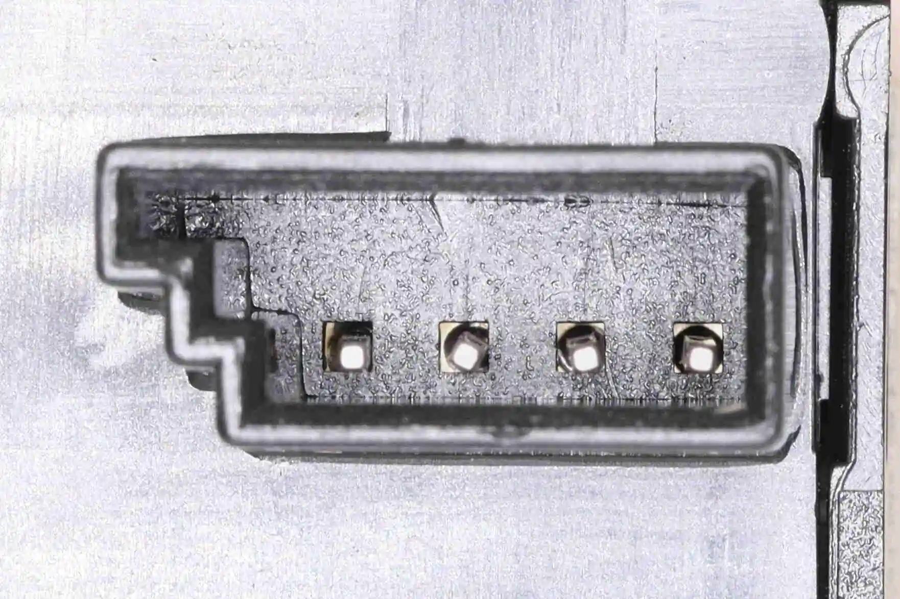 Interrupteur, lève-vitre VEMO V20-73-0095