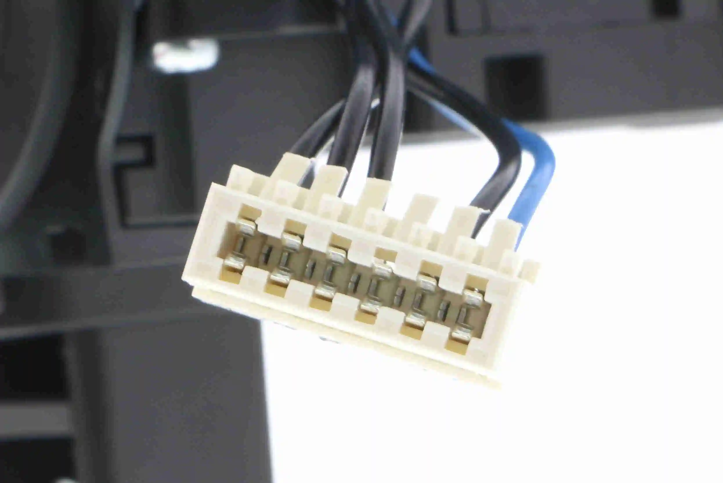 Commutateur de colonne de direction VEMO V15-80-0024