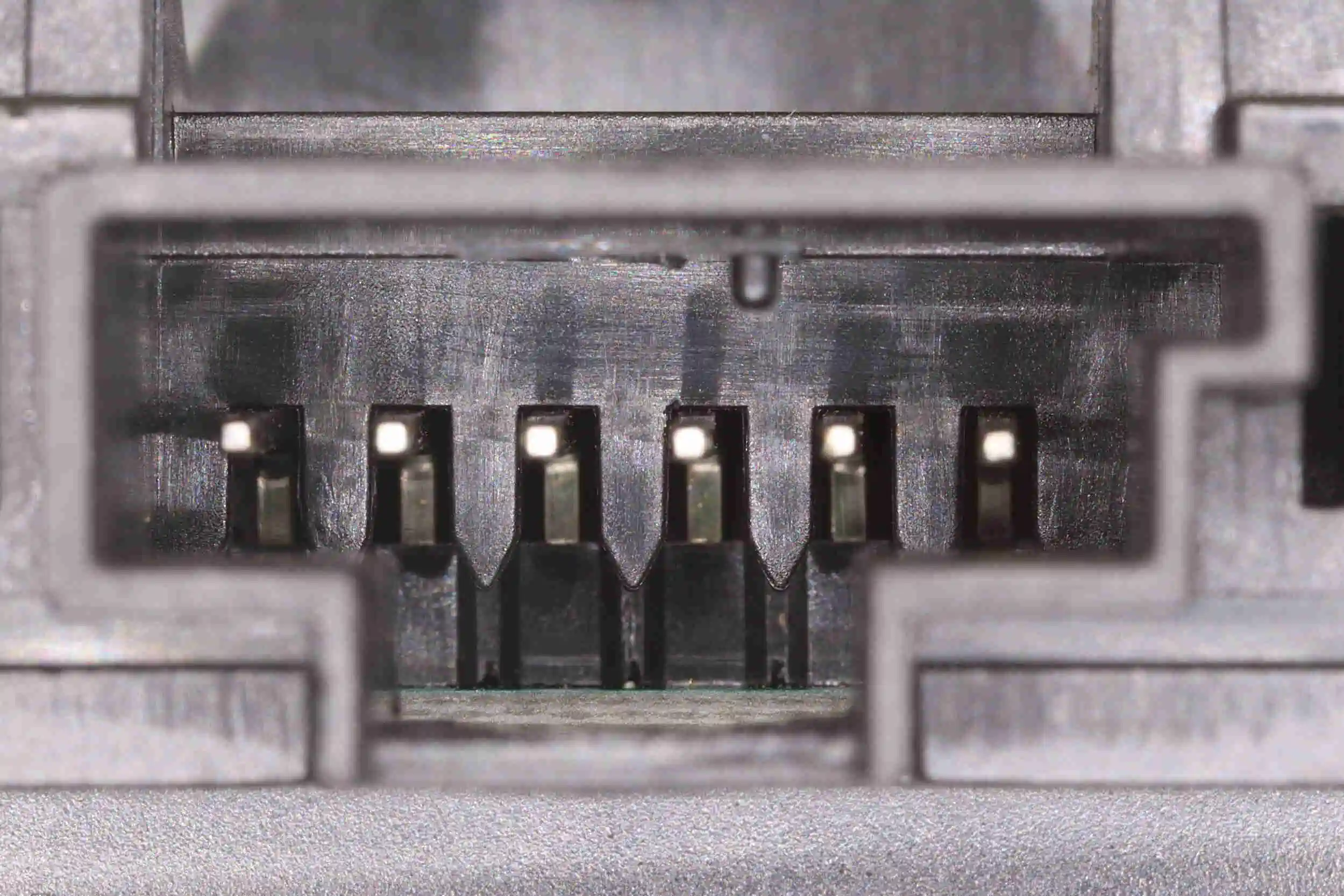 Interrupteur, commande de frein de stationnement VEMO V30-73-0068