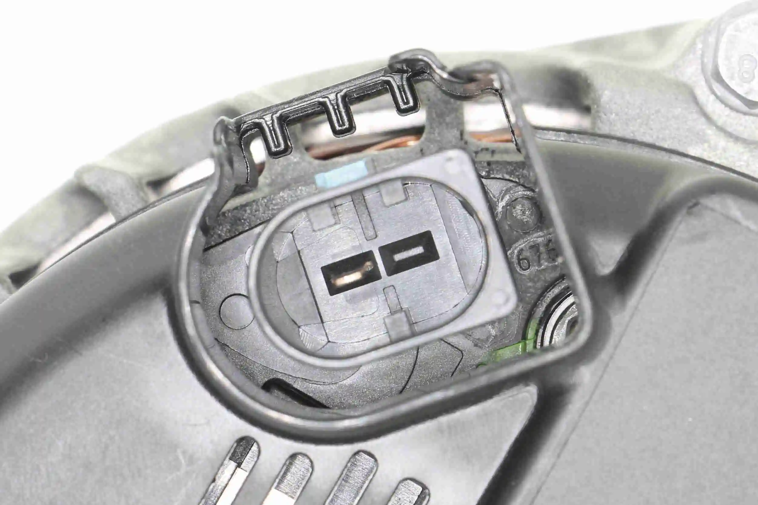 Alternateur VEMO V30-13-50038