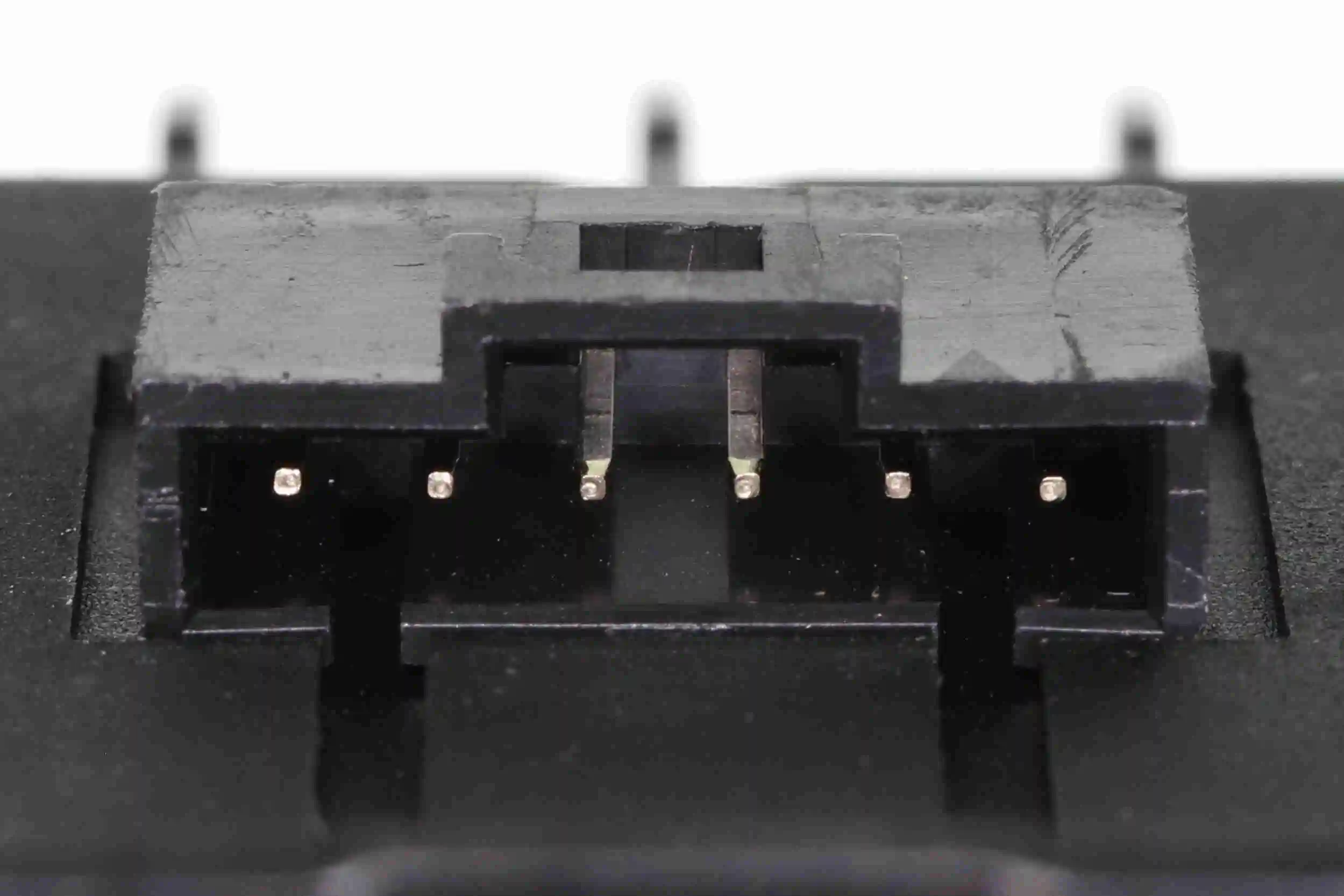 Interrupteur, lève-vitre VEMO V27-73-0003