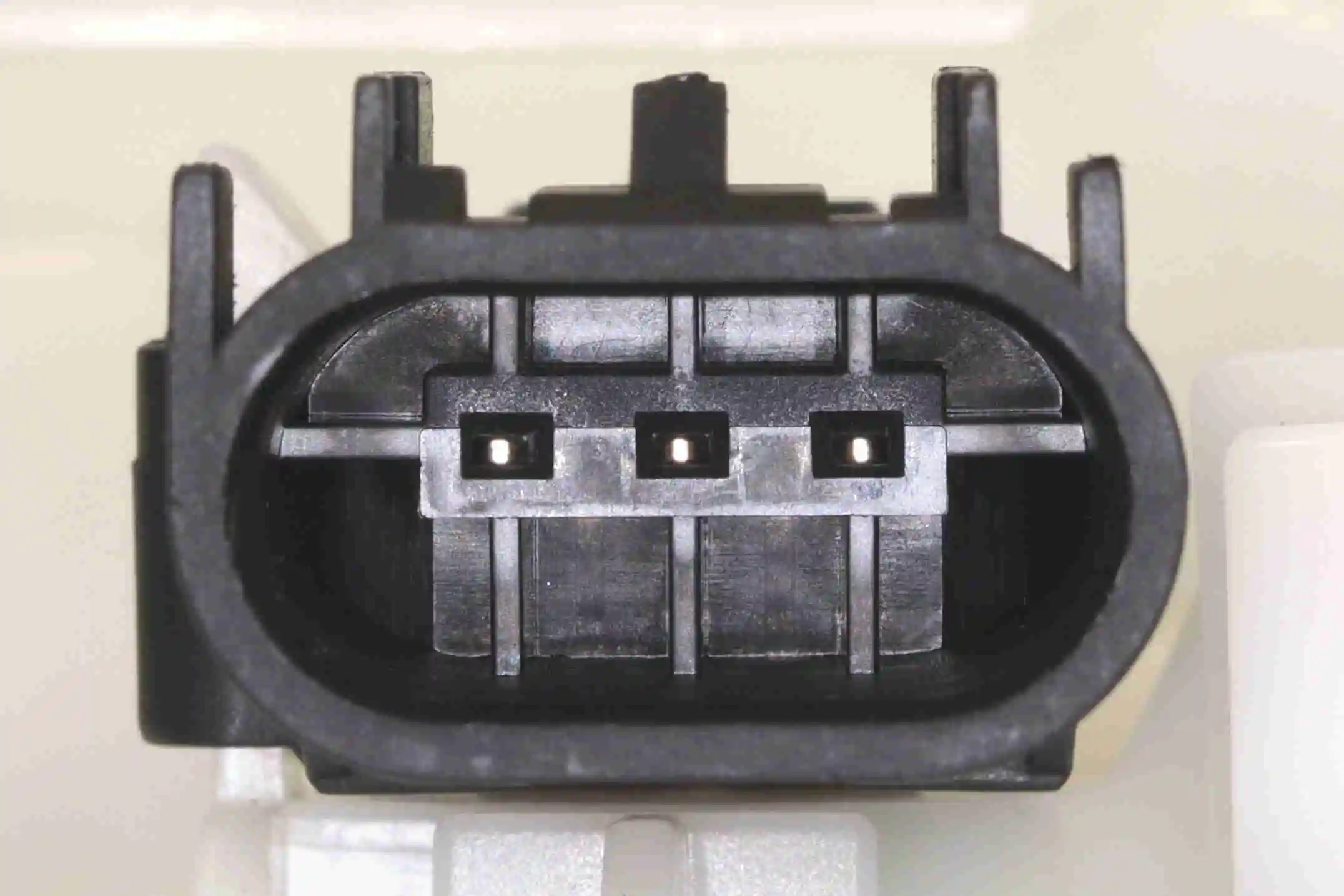 Pompe à carburant VEMO V51-09-0045