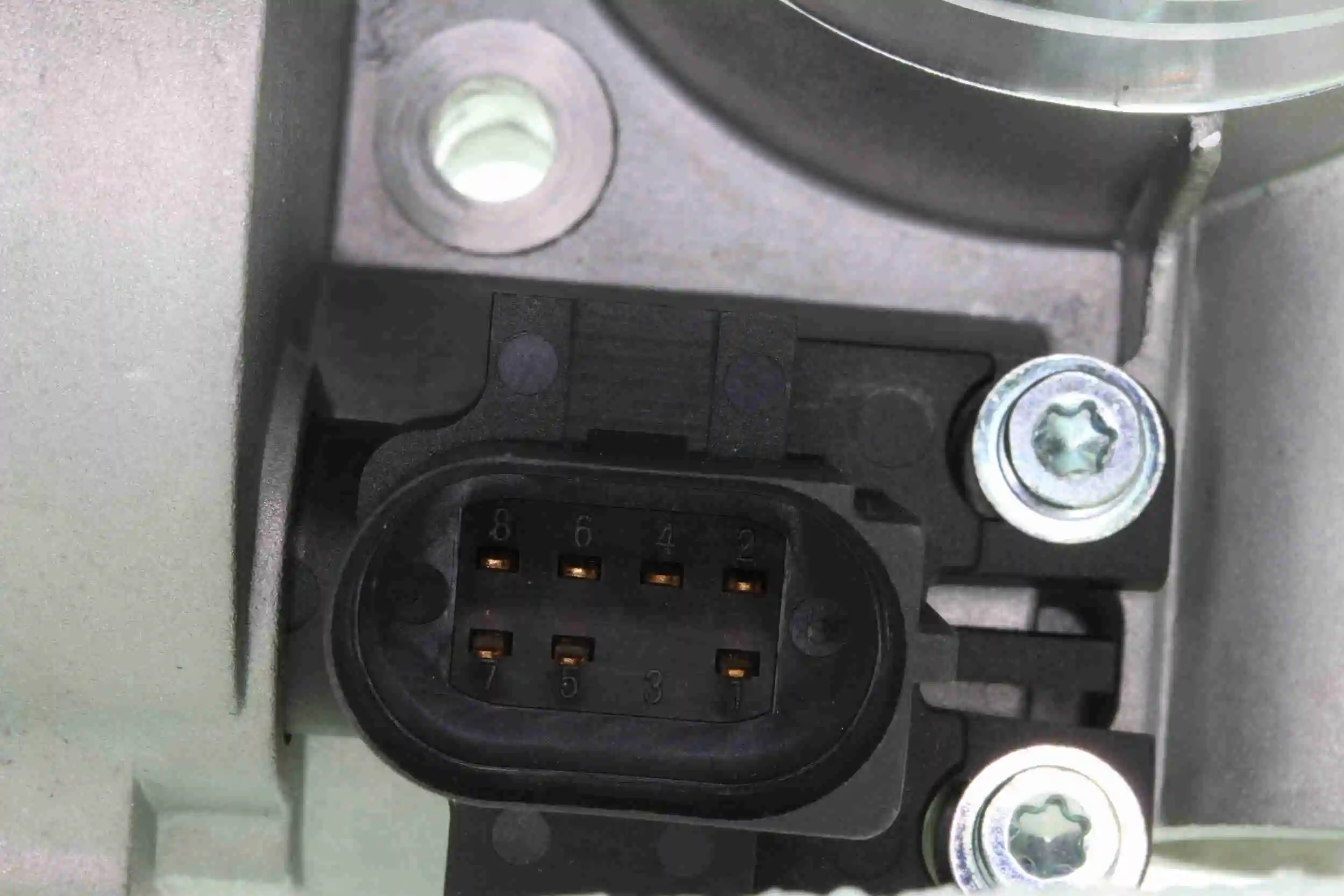 Corps papillon VEMO V10-81-0066