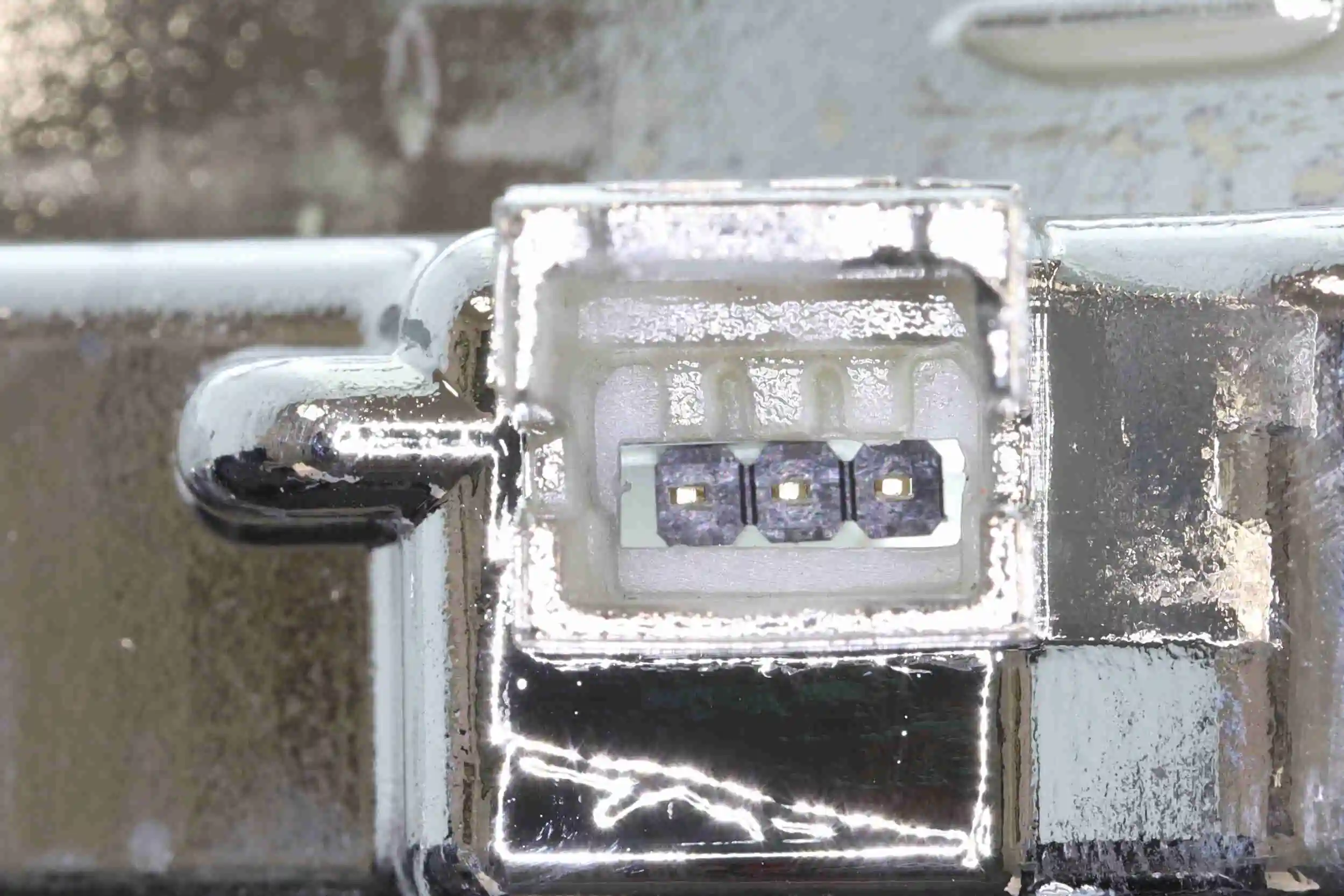 Feu clignotant VEMO V10-84-0125