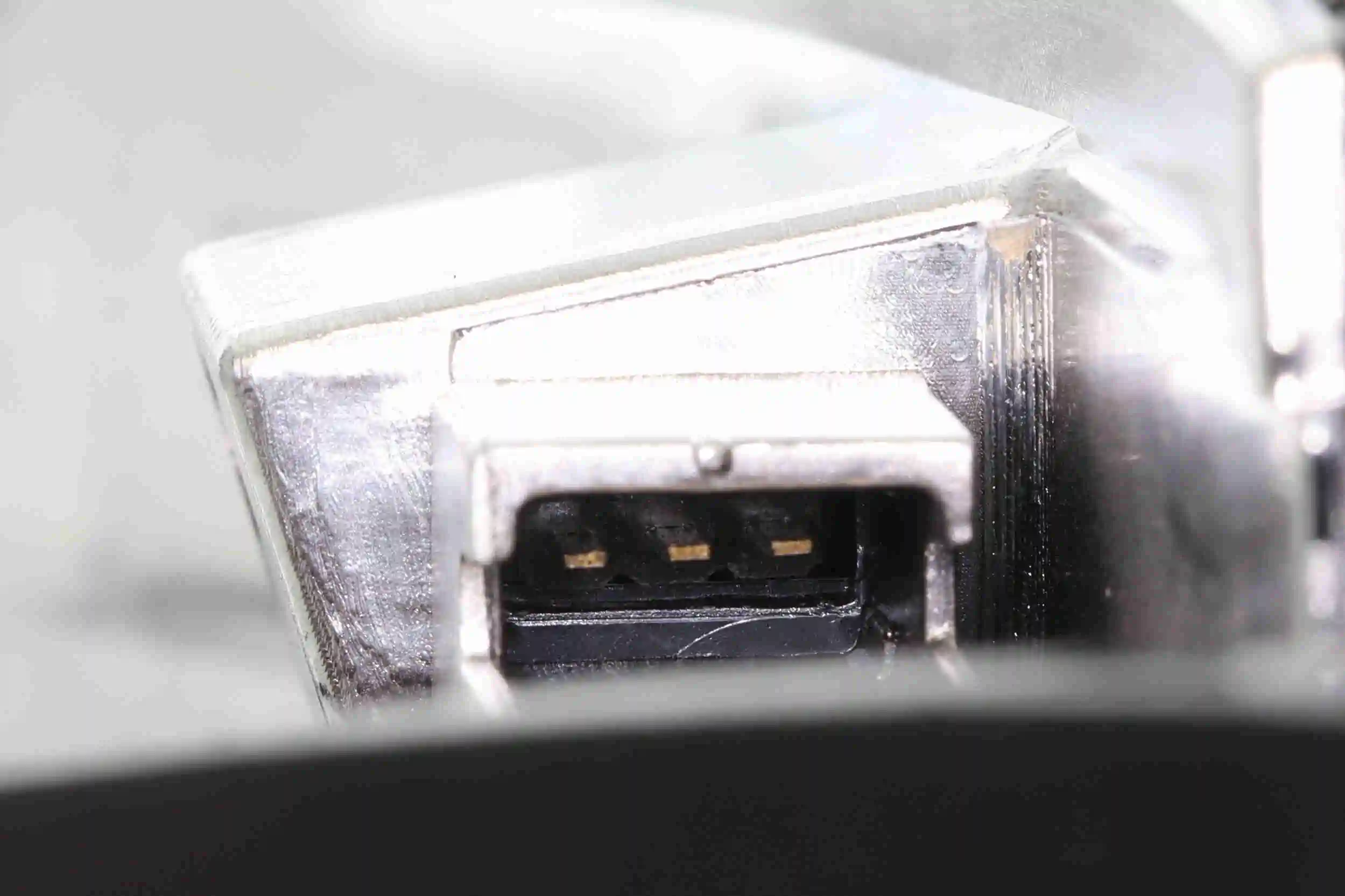 Feu clignotant VEMO V10-84-0134