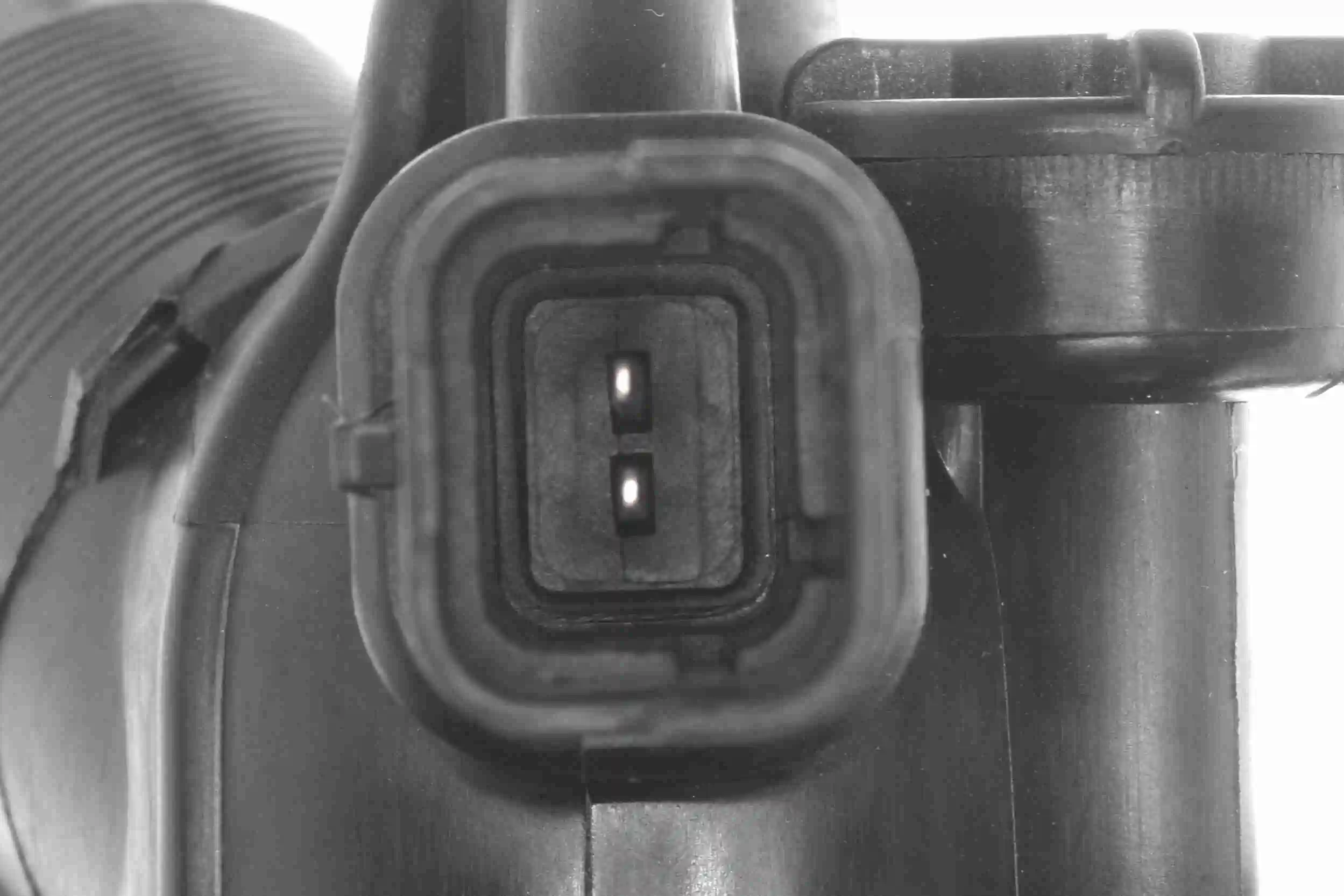 Boîtier du thermostat VEMO V22-99-0018