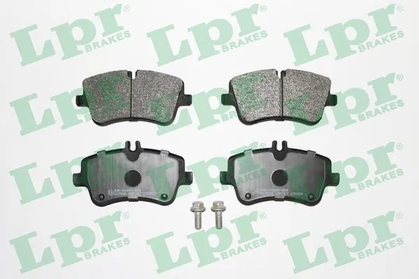 LPR 05P767 — Колодка гальм. диск. MB C-CLASS (W203) передн. (вир-во LPR)