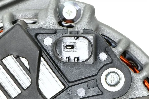 Alternateur HELLA 8EL 011 713-921