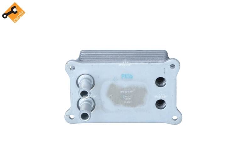 NRF 31071 — Радіатор масляний FORD Mondeo 2.0 DDTi 10-00> (вир-во NRF)