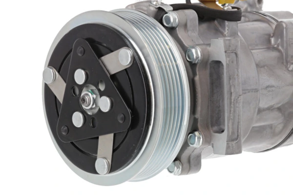 Compresseur, climatisation VALEO 813206