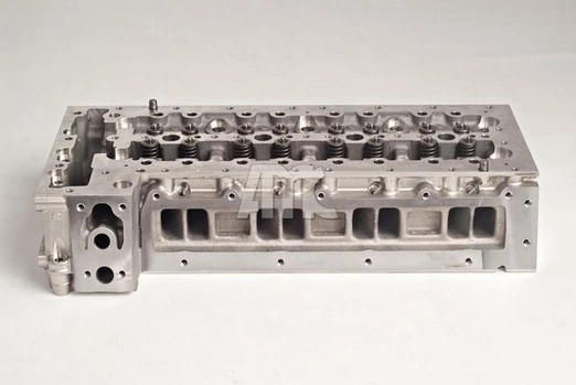 Culasse de cylindre AMC 908646K