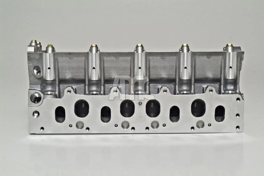 Culasse de cylindre AMC 908045K