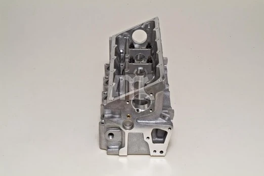 Culasse de cylindre AMC 908341K