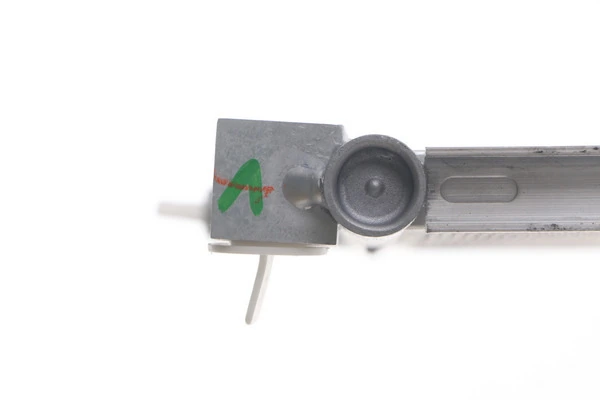 Condenseur, climatisation MAHLE AC 556 000S